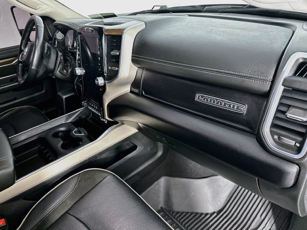 Used 2024 RAM 3500 Laramie AWD/4WD image 31