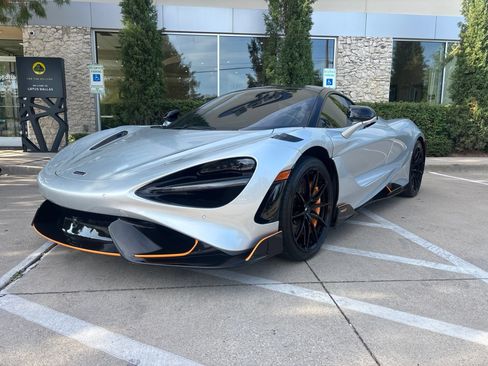 Used 2021 McLaren 765LT RWD image 2