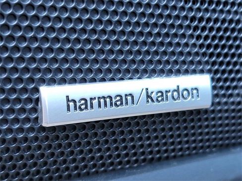 Used 2025 Subaru Outback Onyx Edition XT w/ Popular Package #2 image 7