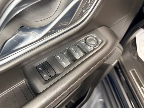 Used 2021 GMC Yukon AT4 w/ Technology Package AWD/4WD image 20