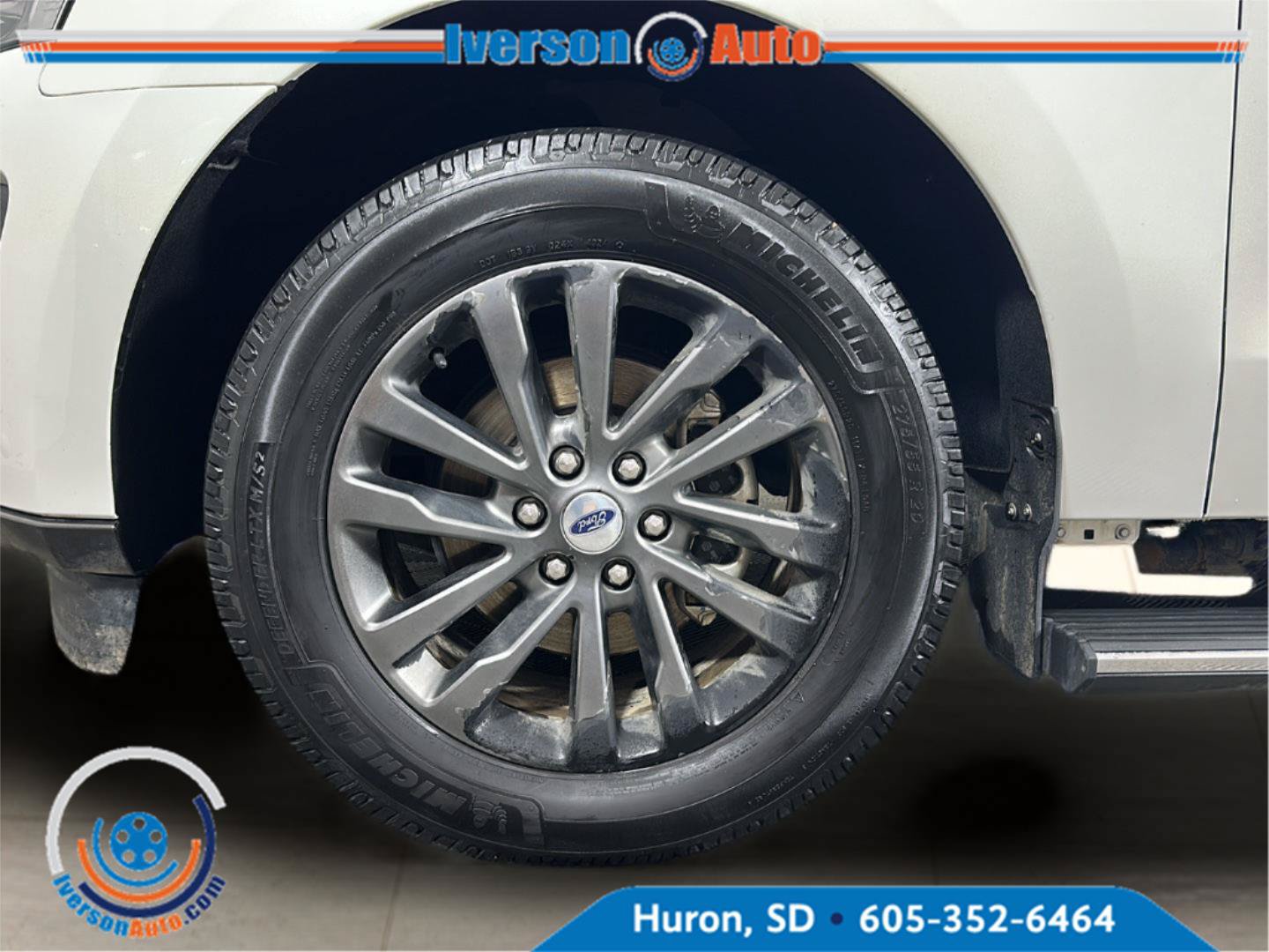 Used 2021 Ford Expedition Max Limited AWD/4WD image 6