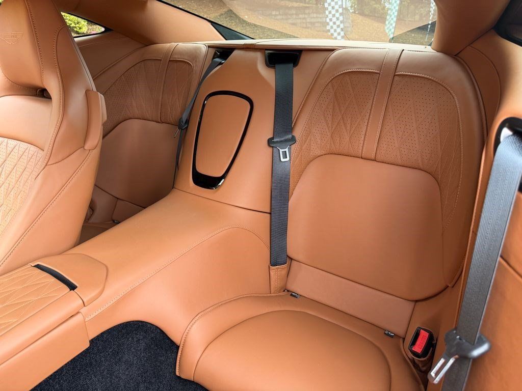 Used 2025 Aston Martin DB12 Coupe RWD image 38