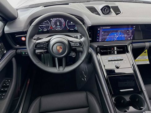 New 2026 Porsche Panamera 4 image 25