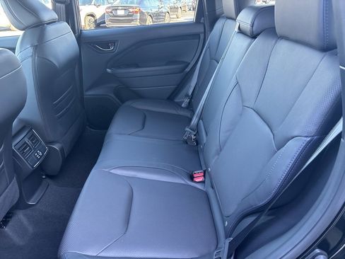 New 2025 Subaru Forester Limited image 12