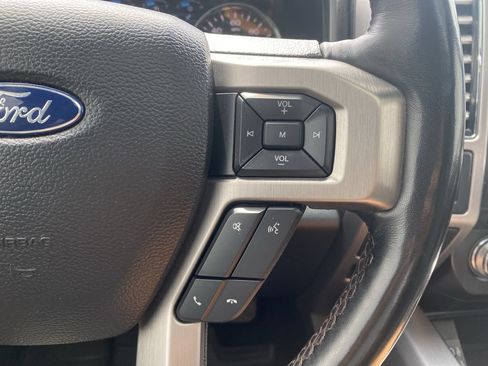 Used 2018 Ford F150 Platinum w/ Equipment Group 701A Luxury AWD/4WD image 21