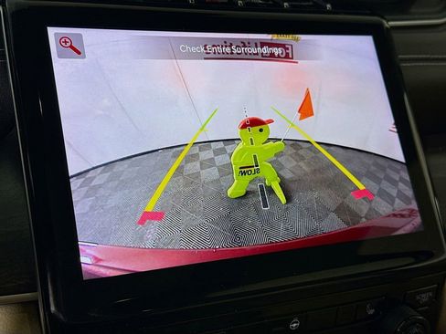 Used 2023 Jeep Grand Cherokee Limited image 6