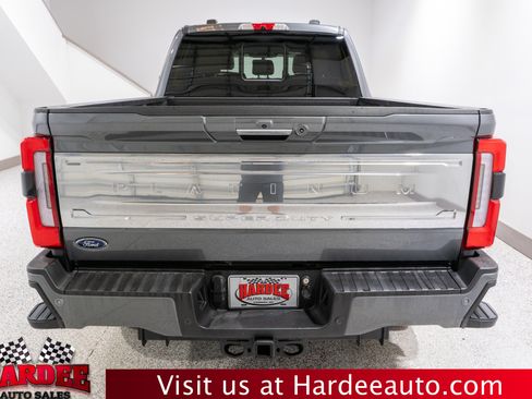 Used 2023 Ford F250 Platinum AWD/4WD image 4