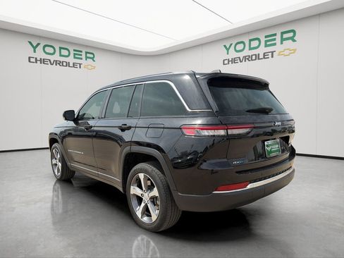 Used 2024 Jeep Grand Cherokee Limited 4xe image 9