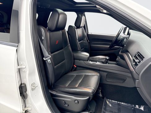 Used 2024 Dodge Durango GT image 17