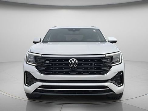 Used 2024 Volkswagen Atlas Cross Sport SEL Premium R-Line AWD/4WD image 5