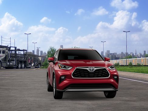 New 2026 Toyota Highlander Platinum AWD/4WD image 16