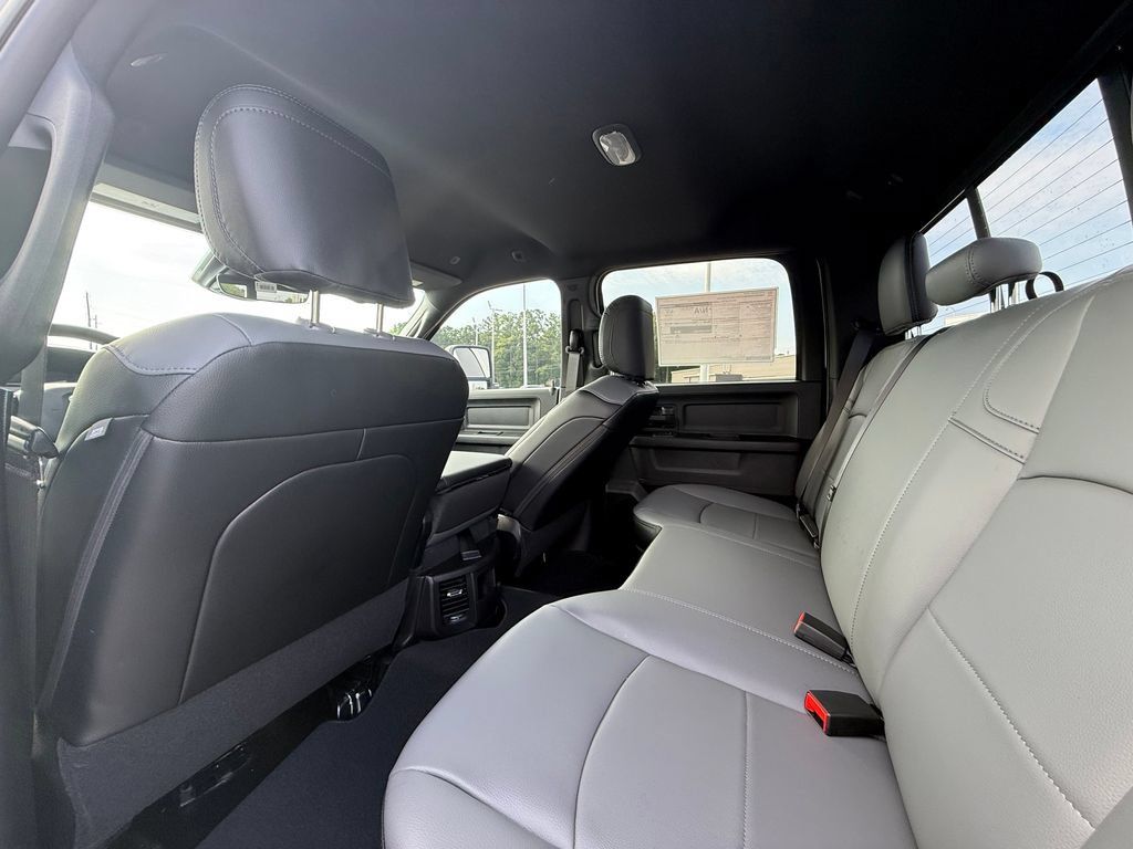 New 2026 RAM 2500 Tradesman AWD/4WD image 21