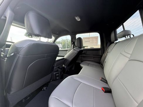 New 2026 RAM 2500 Tradesman AWD/4WD image 21