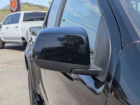 Used 2016 Chevrolet Colorado Z71 w/ LPO, Gearon Divider Package image 11