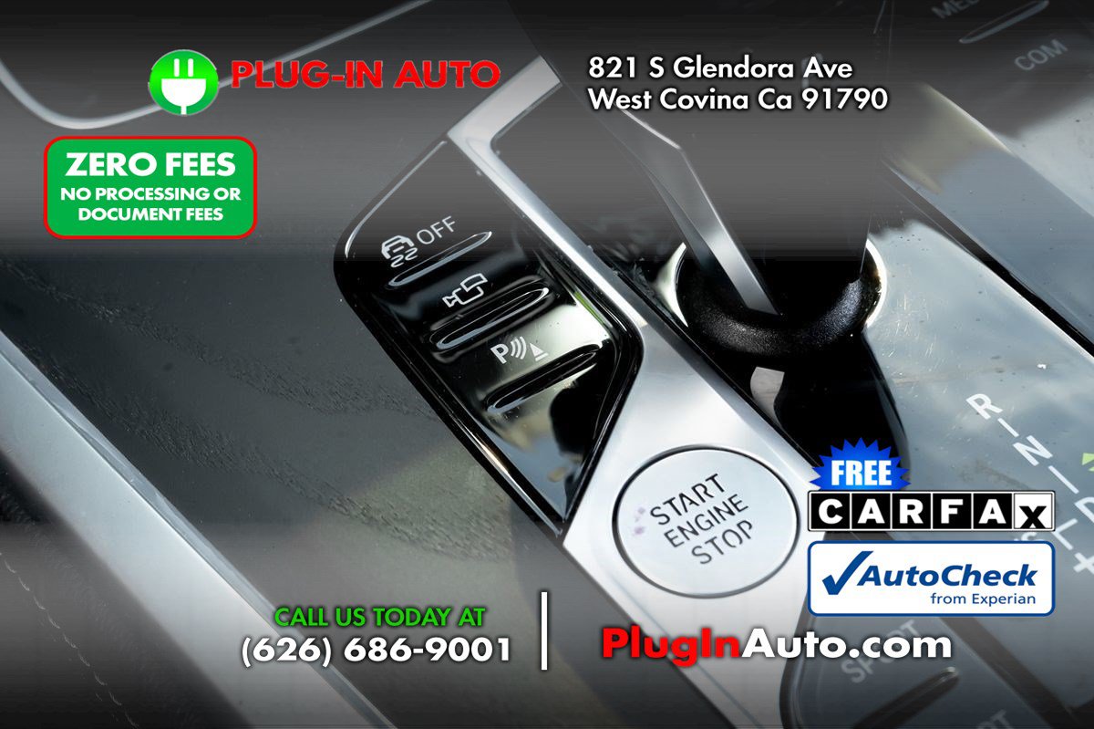 Used 2021 BMW X7 xDrive40i w/ M Sport Package AWD/4WD image 29