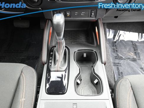 Used 2023 Nissan Frontier PRO-4X w/ Pro Convenience Package AWD/4WD image 22