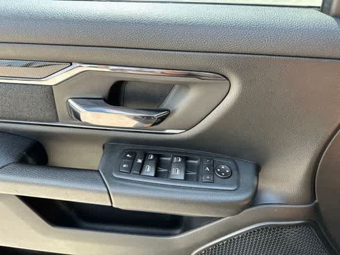 Used 2020 RAM 1500 Big Horn w/ Built-to-serve Edition AWD/4WD image 11