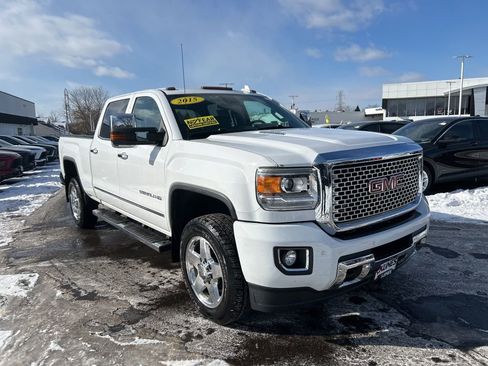 Used 2015 GMC Sierra 2500 Denali w/ Duramax Plus Package image 1