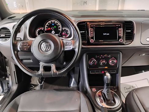 Used 2013 Volkswagen Beetle 2.5 image 67