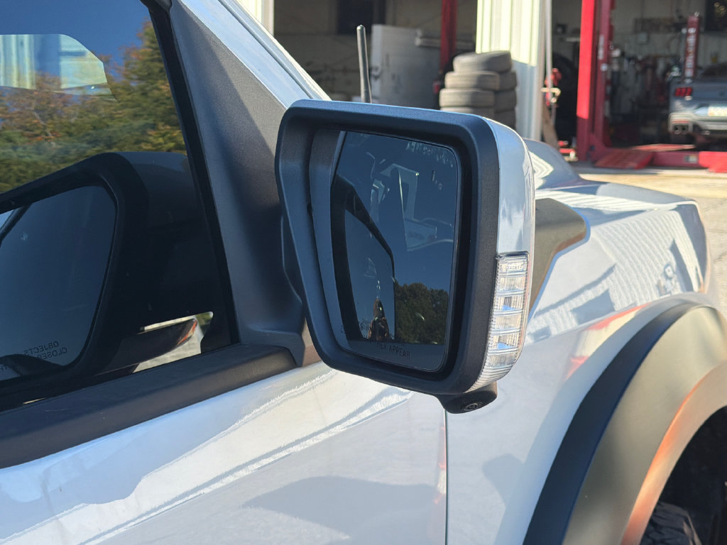 Used 2025 Ford F150 Raptor AWD/4WD image 12