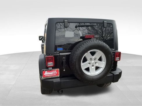 Used 2017 Jeep Wrangler Unlimited Sport w/ Quick Order Package 24S AWD/4WD image 20