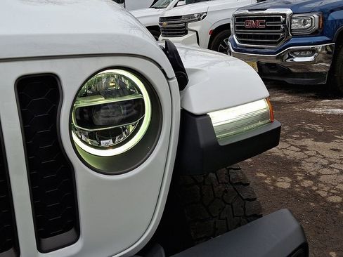 Used 2021 Jeep Gladiator Mojave image 35