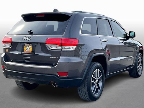 Used 2017 Jeep Grand Cherokee Limited image 2