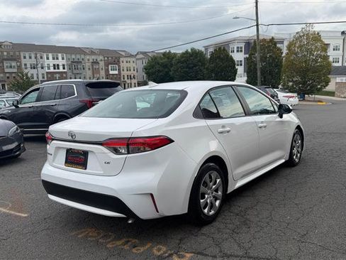 Used 2020 Toyota Corolla LE FWD image 14