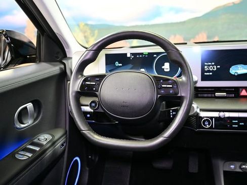 Used 2024 Hyundai Ioniq 5 Limited image 47