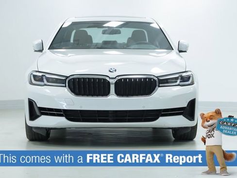 Used 2023 BMW 540i w/ Convenience Package image 2