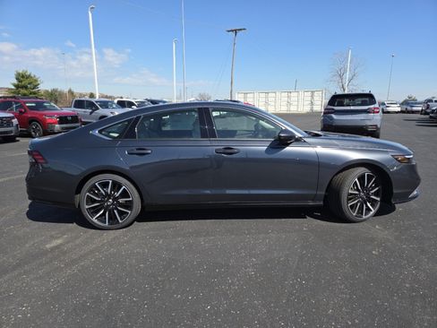 New 2026 Honda Accord Touring image 21