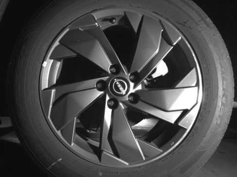 Used 2025 Nissan Rogue SV FWD image 14