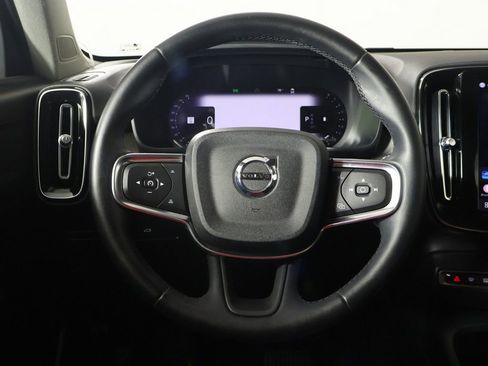 Used 2023 Volvo XC40 B5 Plus w/ Protection Package Premier AWD/4WD image 37