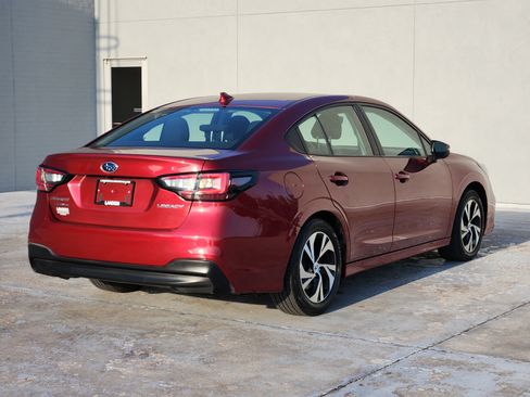 Used 2025 Subaru Legacy Premium AWD/4WD image 8