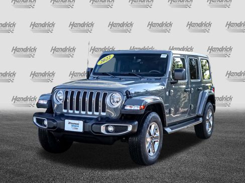Used 2022 Jeep Wrangler Unlimited Sahara image 5