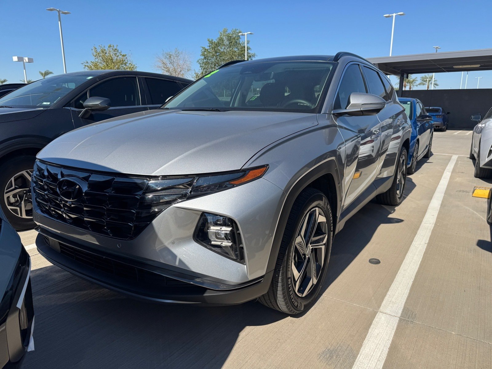 Used 2024 Hyundai Tucson Limited AWD/4WD image 2