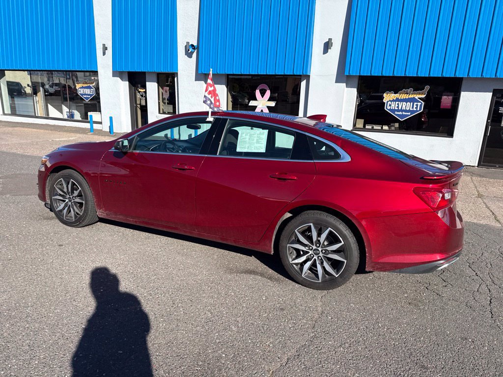Used 2024 Chevrolet Malibu RS FWD image 16