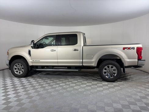 Used 2018 Ford F250 Lariat w/ Chrome Package AWD/4WD image 4