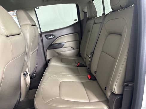 Used 2017 GMC Canyon SLT w/ Driver Alert Package AWD/4WD image 23