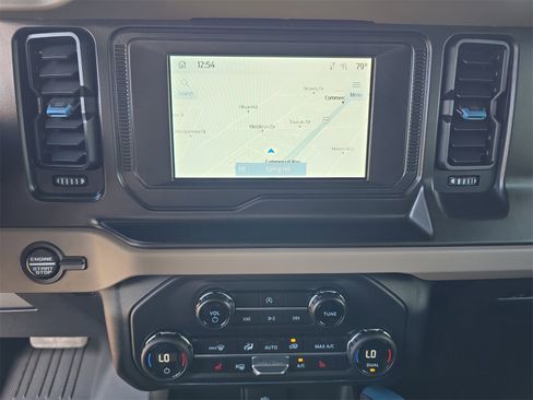 Certified 2023 Ford Bronco Wildtrak image 15