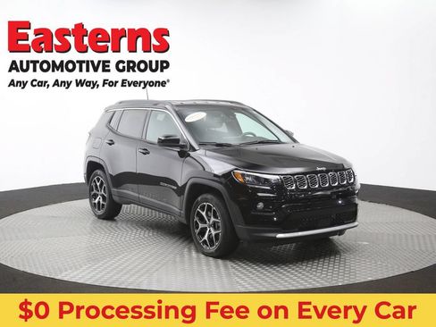 Used 2025 Jeep Compass Limited AWD/4WD image 45