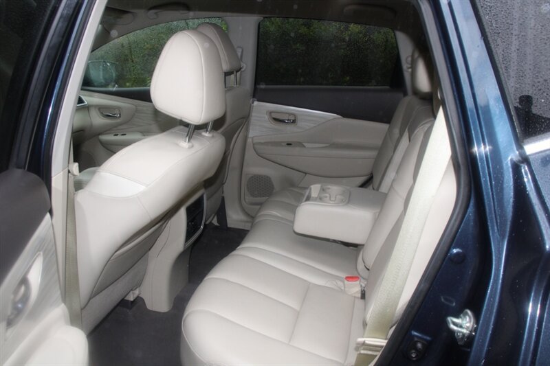 Used 2016 Nissan Murano SL AWD/4WD image 15