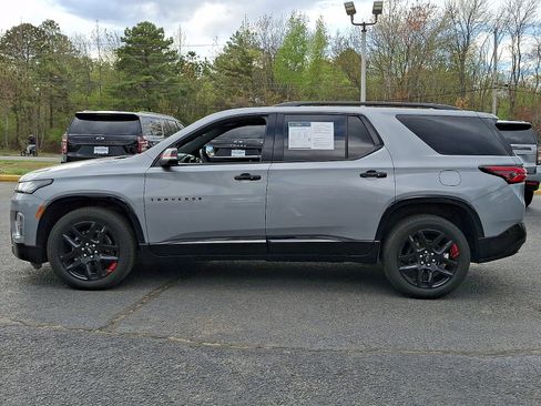 Certified 2023 Chevrolet Traverse Premier w/ Redline Edition AWD/4WD image 4