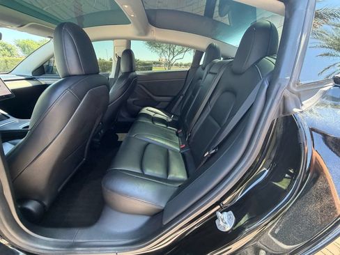 Used 2021 Tesla Model 3 Standard Range Plus RWD image 11