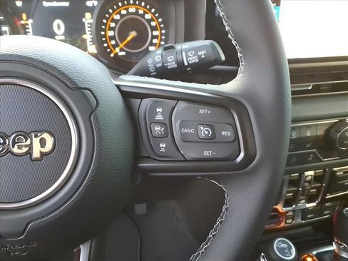New 2026 Jeep Wrangler Unlimited Rubicon w/ Safety Group AWD/4WD image 21