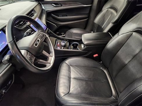 Used 2022 Jeep Grand Cherokee L Limited image 14