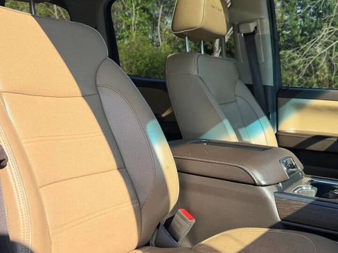 Used 2019 GMC Sierra 2500 Denali w/ Duramax Plus Package image 26