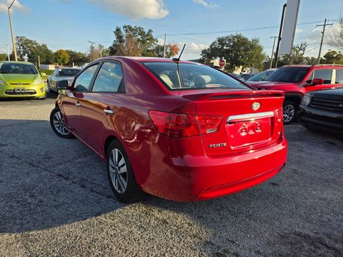 Used 2013 Kia Forte EX w/ Tech Pkg image 5