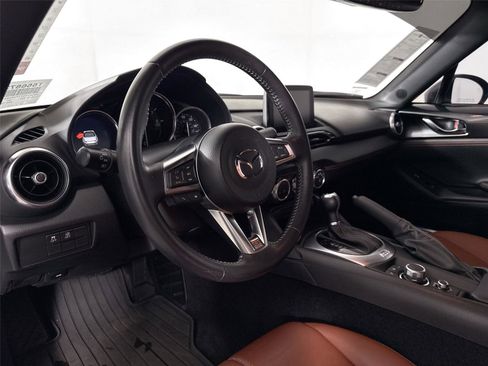 Used 2023 MAZDA MX-5 Miata Grand Touring image 4