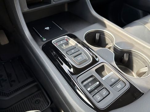 Certified 2025 Honda Pilot EX-L image 14